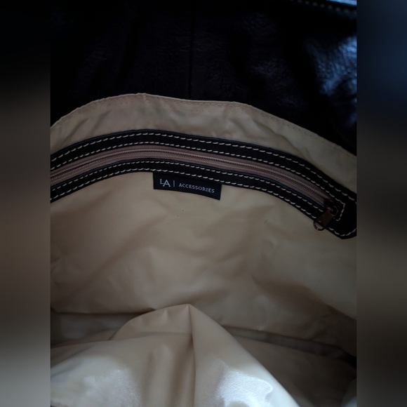 Mustard suede handbag - Picture 3 of 3